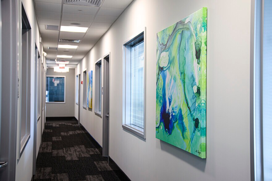 More Photos Of 10255 Commerce Dr, Carmel Coworking Space