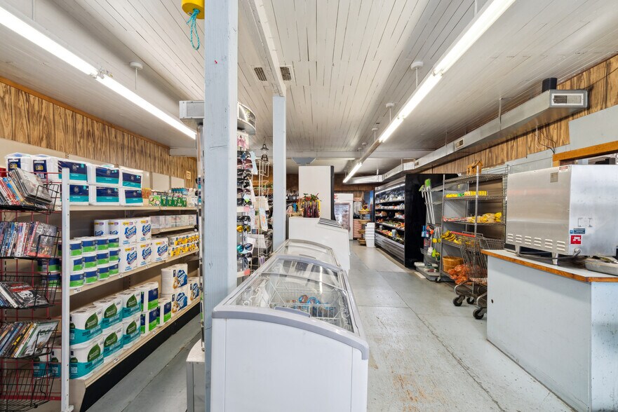 More Photos Of 35800 7th (Hwy101) St, Nehalem Storefront Retail Residential For Sale