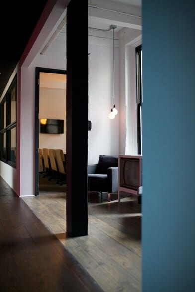 More Photos Of 321 S Jefferson St, Chicago Storefront Retail Office For Lease