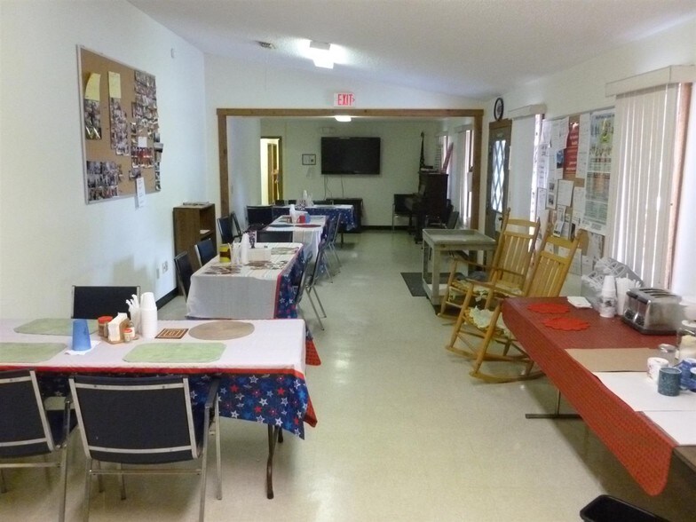 More Photos Of 1250 Andrews Cir, Starke Office For Lease