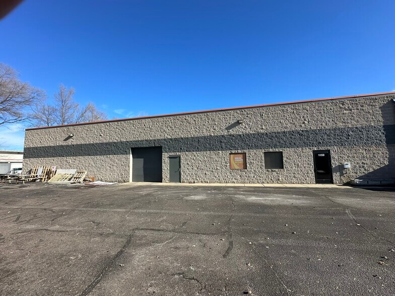 More Photos Of 1155 114th Ln NW, Coon Rapids Manufacturing For Lease
