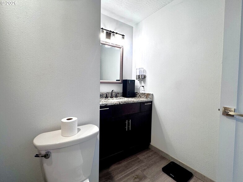 More Photos Of 94353 Leith Rd, Gold Beach Apartments For Sale