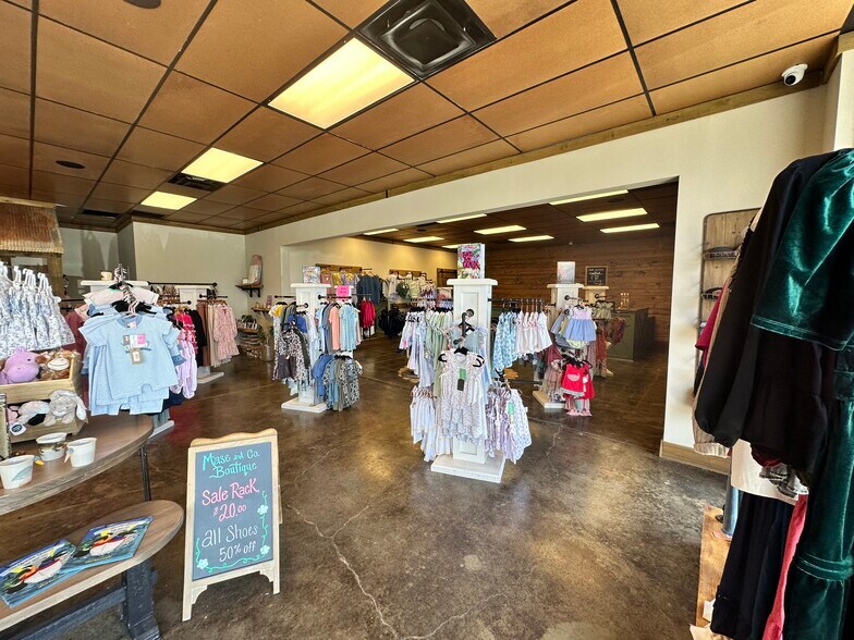 More Photos Of 36483 Old Perkins Rd, Prairieville Storefront Retail Office For Lease