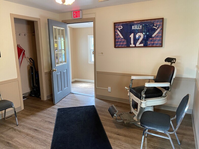 More Photos Of 2404 Union Rd, Cheektowaga General Retail For Sale