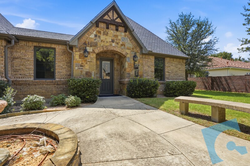 More Photos Of 1120 Glade Rd, Colleyville Office For Lease