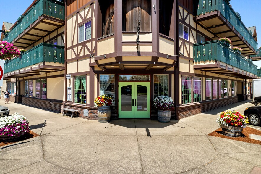 More Photos Of 190 E Charles St, Mount Angel Storefront Retail Office For Sale