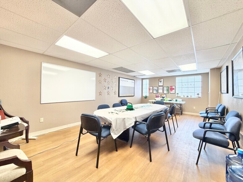 More Photos Of 1330 Mercer St, Princeton Office For Sale