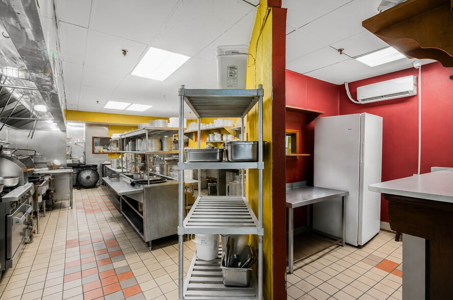 More Photos Of 13889 Francis Lewis Blvd, Rosedale Healthcare For Sale