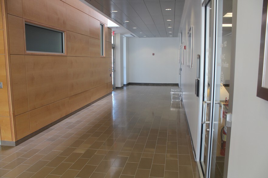 More Photos Of 12731 Marblestone Dr, Woodbridge Office For Sale