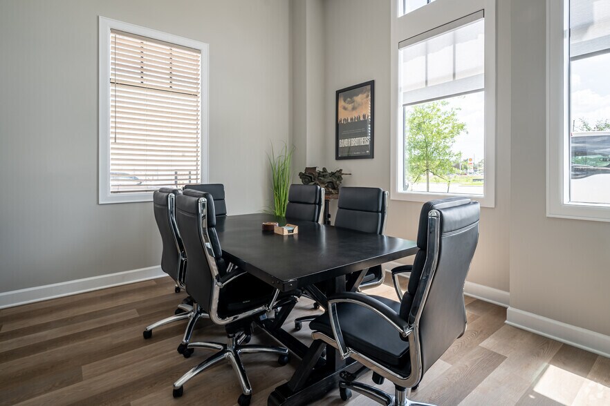 More Photos Of 2035 N. Mason Road, Katy Medical For Sale