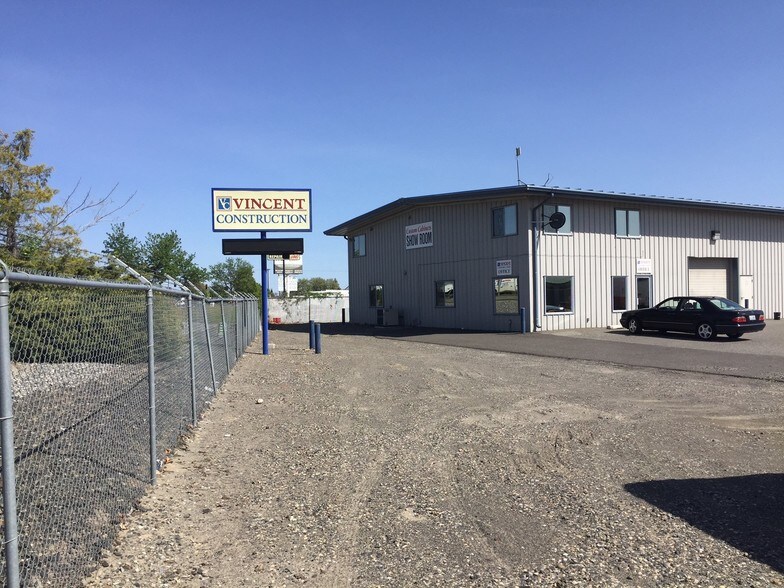 More Photos Of 2205 W Frontage Rd, Pasco Industrial For Lease