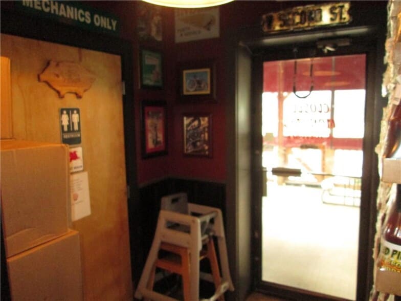 More Photos Of 3415 Rochester Rd, Lakeville Restaurant For Sale