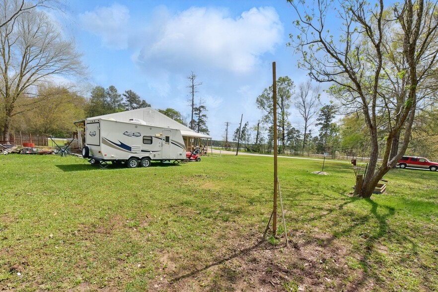 More Photos Of 22839 Highway 146 N, Cleveland Convenience Store For Sale