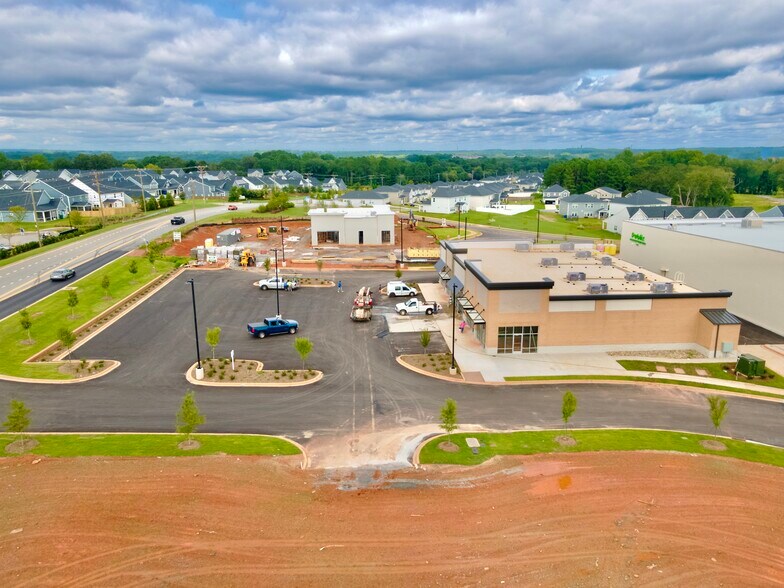 More Photos Of 1116 Ashmore Bridge Rd, Greenville Storefront Retail Office For Lease