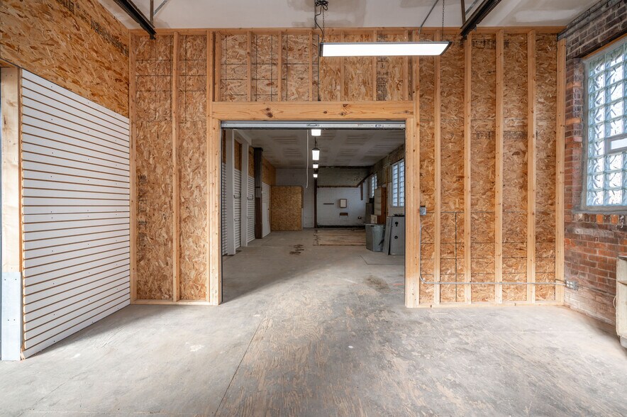 More Photos Of 1514 Kinney Ave, Cincinnati Warehouse For Sale
