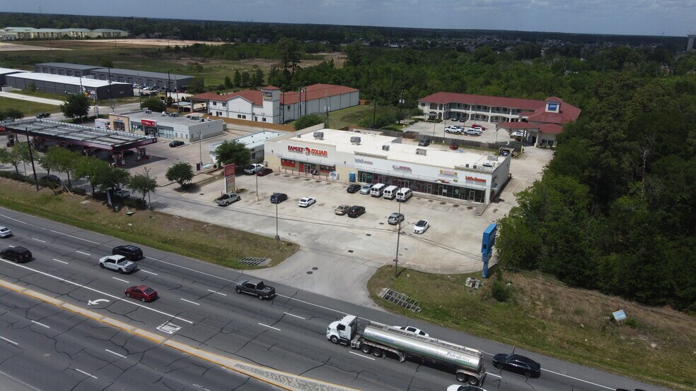 More Photos Of 7815 Fm-1960 Rd, Humble Storefront For Lease