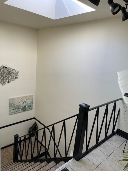 More Photos Of 3425 Dempster St, Skokie Office For Sale