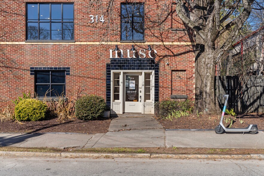 More Photos Of 312 N Highland Ave NE, Atlanta Storefront Retail Office For Lease