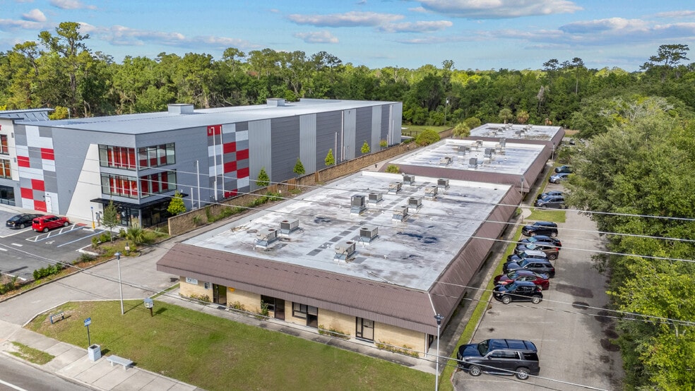 Primary Photo Of 4424 NW 13th St, Gainesville Unknown For Lease