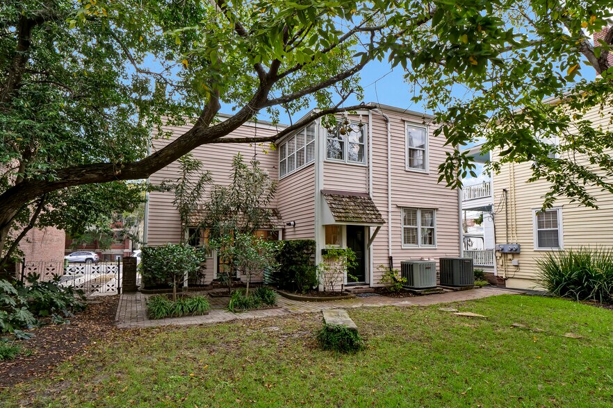 More Photos Of 12 N 5th Ave, Wilmington Office Residential For Sale