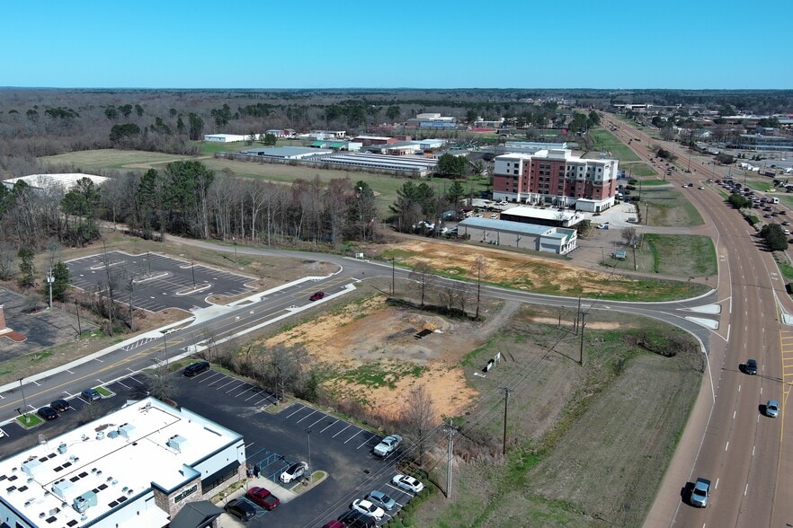 More Photos Of 2580 Lakeland Dr, Flowood Land For Sale