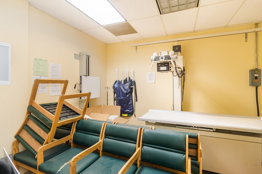 More Photos Of 2511 Salem Church Rd, Fredericksburg Medical For Sale