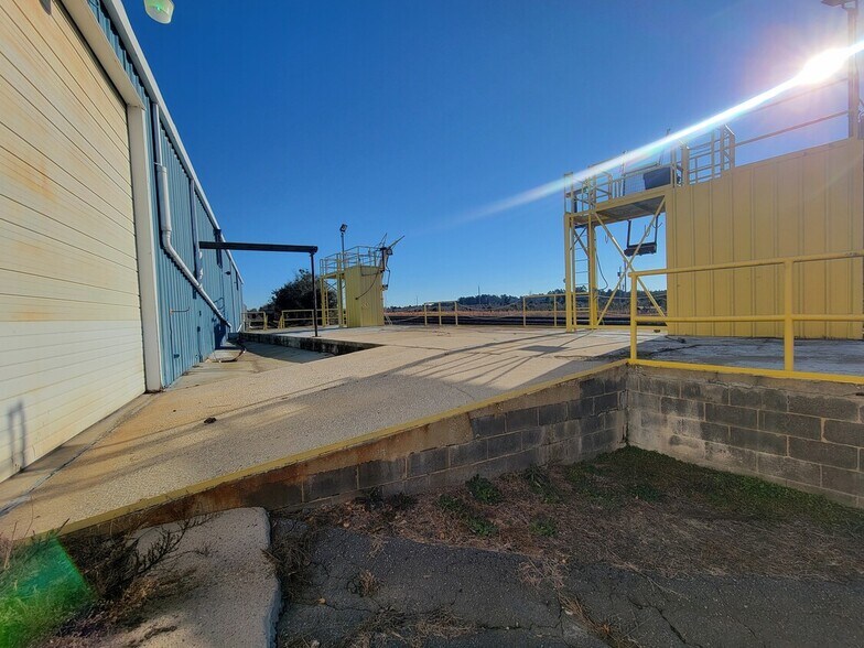 More Photos Of 516 Hwy 177 N, Hamlet Industrial For Sale