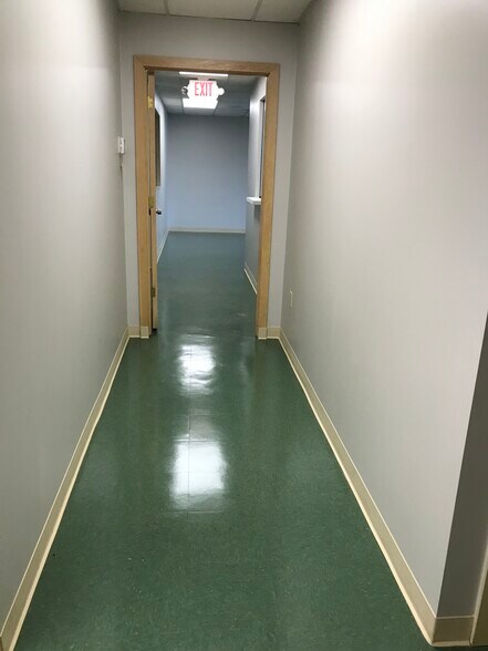 More Photos Of 4520 Oberlin Ave, Lorain Medical For Sale