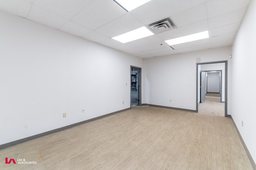 More Photos Of 4938 S Atlanta Rd SE, Atlanta Warehouse For Lease