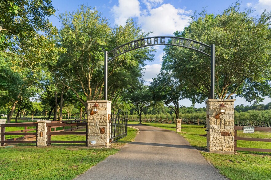 More Photos Of 15629 Knotty Oaks Trl, Magnolia Land For Sale