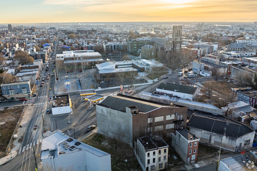 More Photos Of 2446-50 Germantown Ave, Philadelphia Flex For Sale