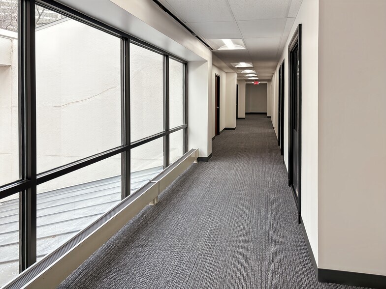 More Photos Of 320 Decker Dr, Irving Coworking Space