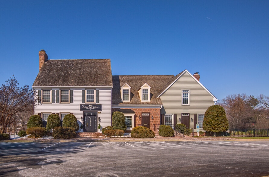 More Photos Of 13000 Harbor Dr, Woodbridge Office For Lease