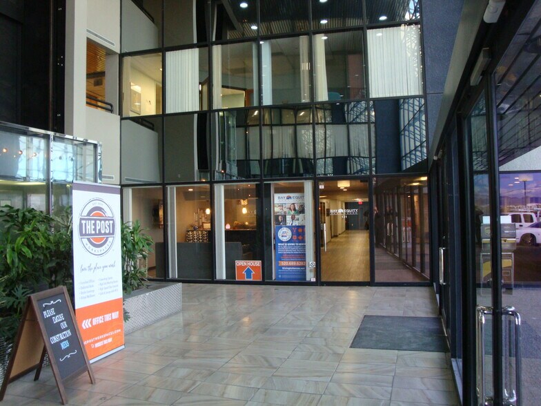 More Photos Of 7400 N Oracle Rd, Tucson Office For Sale