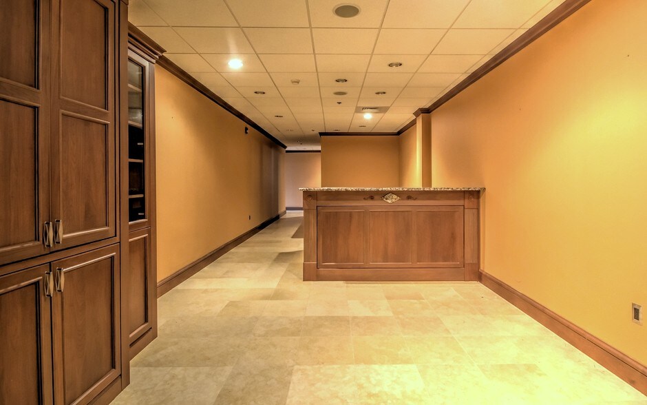 More Photos Of 166 Waterbury Rd, Prospect Medical For Lease