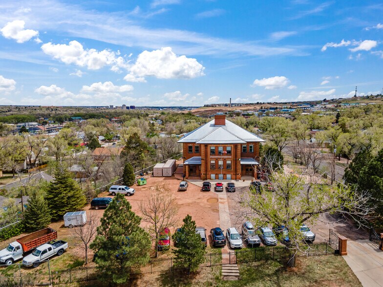 More Photos Of 815 S 25th St, Colorado Springs Office Residential For Sale