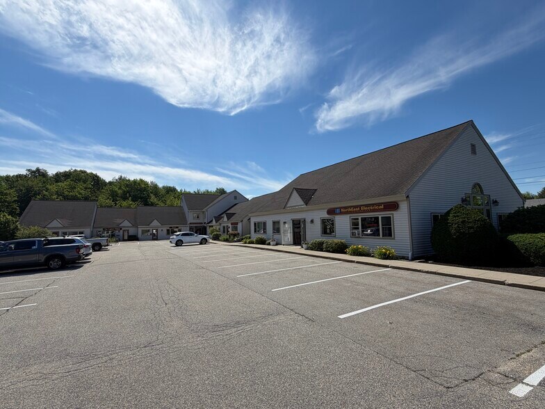 More Photos Of 62 Portsmouth Ave, Stratham Storefront Retail Office For Lease