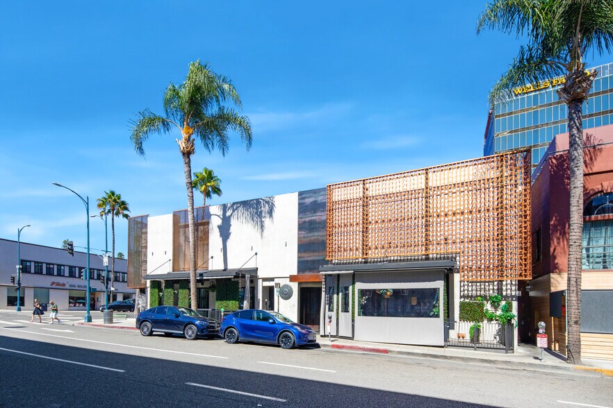 More Photos Of 468 N Bedford Dr, Beverly Hills Storefront For Lease