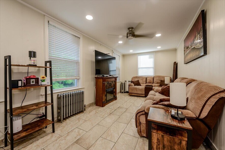More Photos Of 3548 Bronx Blvd, Bronx Apartments For Sale