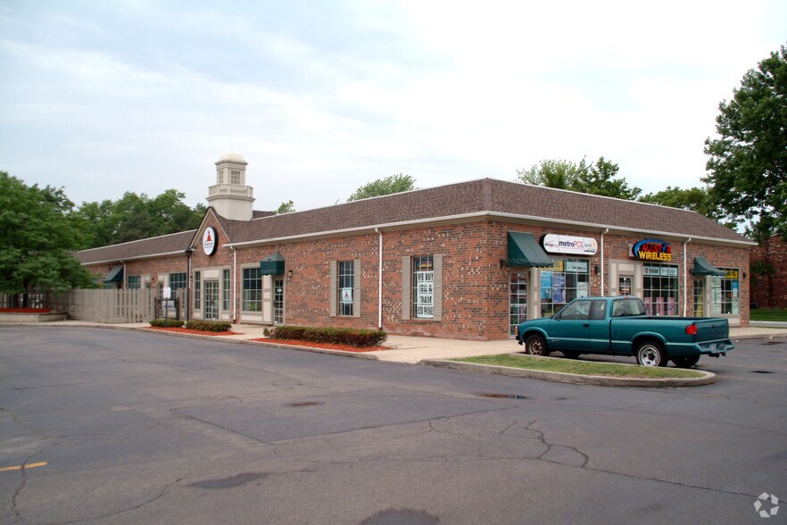 More Photos Of 3307-3389 Greenfield Rd, Dearborn Unknown For Lease