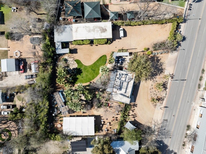 More Photos Of 1127 S St Marys St, San Antonio Restaurant For Sale