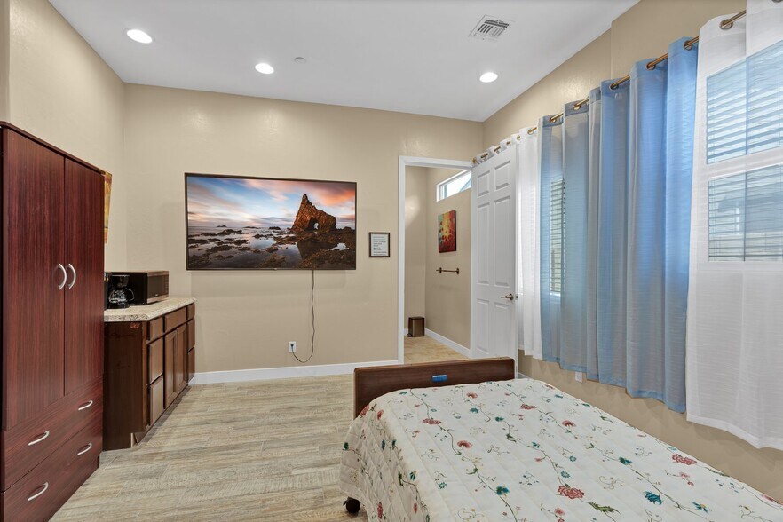 More Photos Of 19000 W Assisted Living Lane, Surprise Assisted Living For Sale