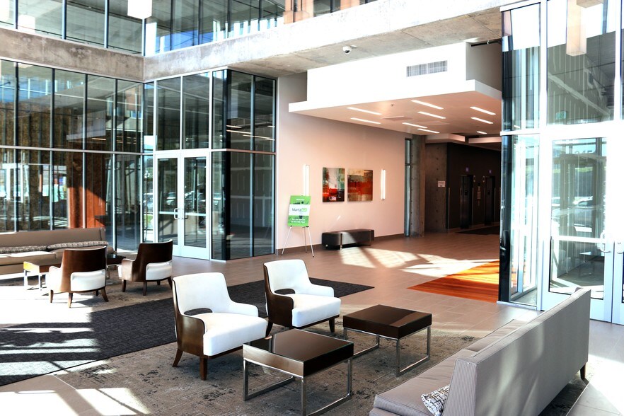 More Photos Of 3451 N Triumph Blvd, Lehi Office For Lease