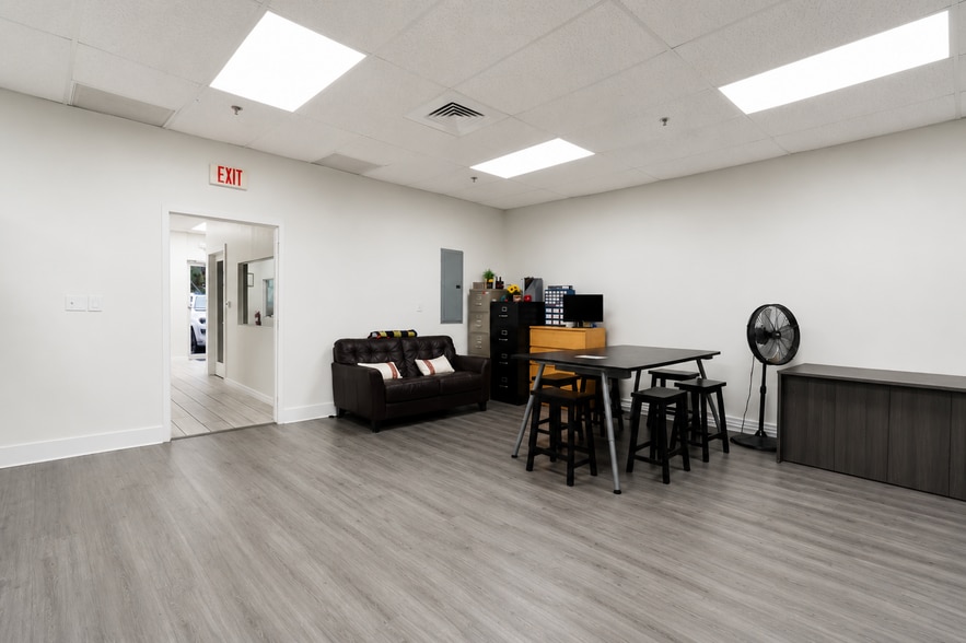 More Photos Of 20841 Johnson St, Pembroke Pines Warehouse For Sale