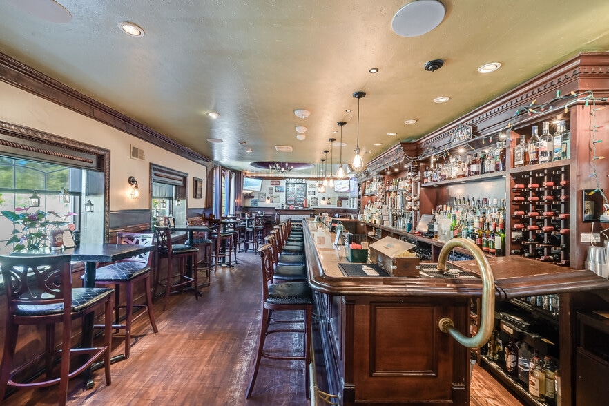 Primary Photo Of 292 Passaic Ave, Fairfield Restaurant For Sale