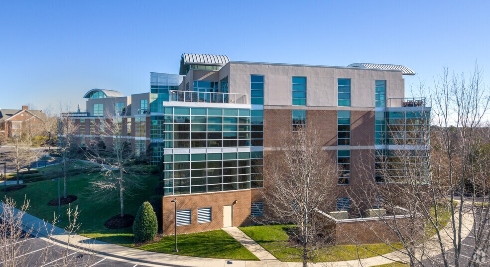 More Photos Of 301 W Barbee Chapel Rd, Chapel Hill Office For Lease