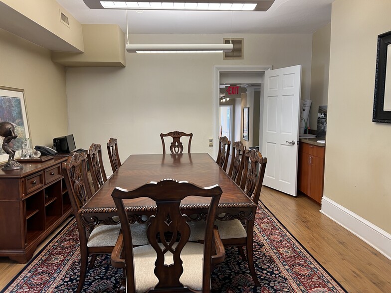 More Photos Of 528 Swede St, Norristown Office For Sale