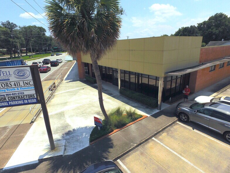 More Photos Of 3304-3316 Beach Blvd, Jacksonville Storefront Retail Office For Lease