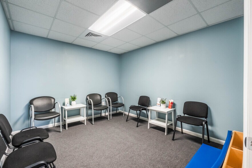 More Photos Of 1599 Tropical Ct, Tavares Medical For Lease