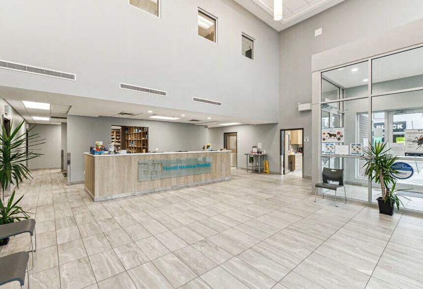 More Photos Of 4 Pine St N, Thorold Veterinarian Kennel For Sale